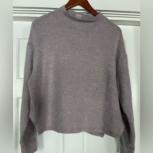 Cute purple sweater medium